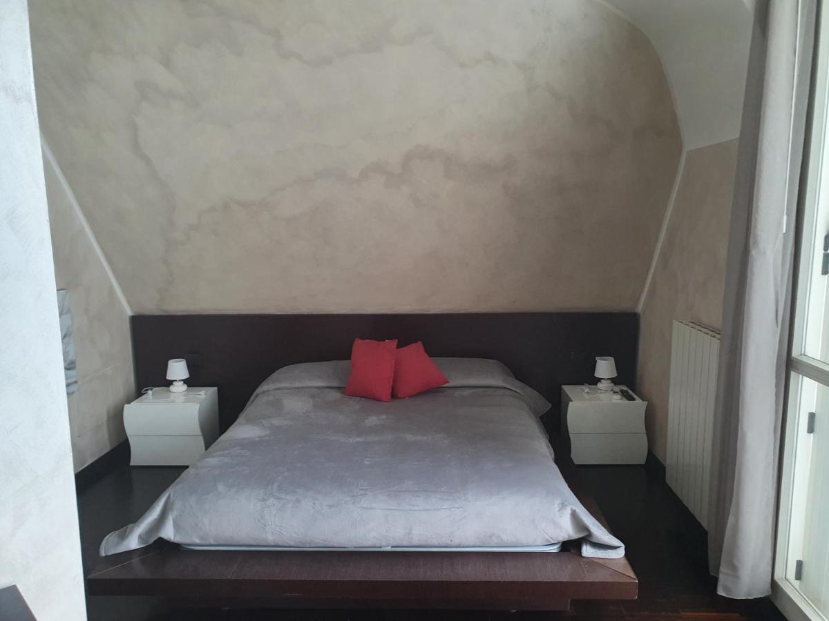 Milano Malpensa Grandi Mansarda Attico Apartamento Gallarate Exterior foto